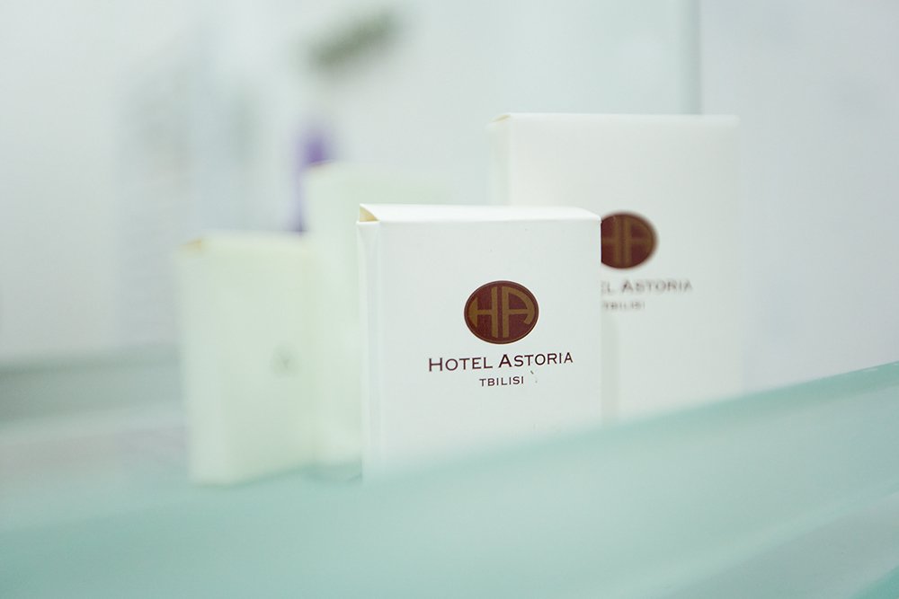 Astoria Hotel Photo